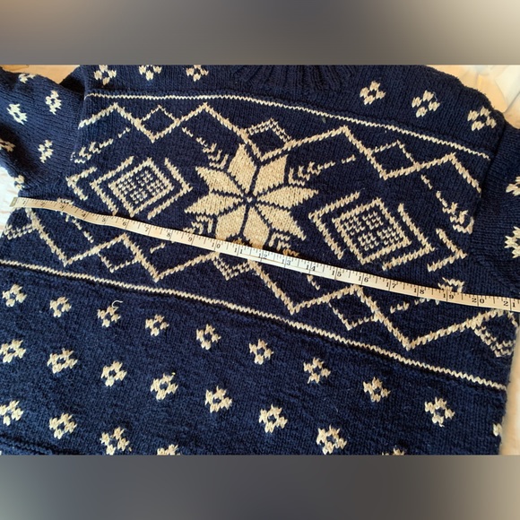 VINTAGE ralph lauren blue and cream snow flake knit sweater - Picture 3 of 6